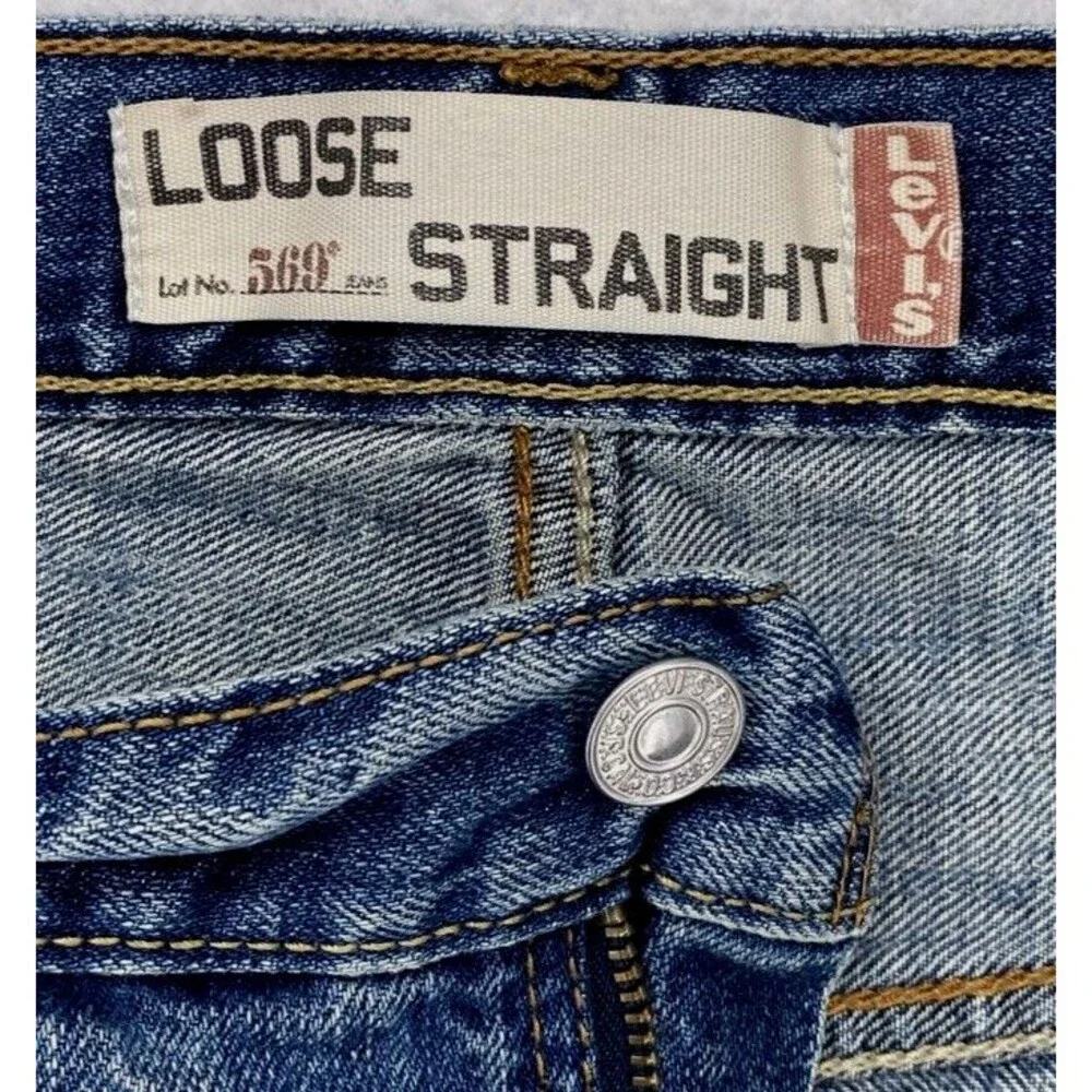 Levis 569 Mens Loose Straight Denim Shorts Size 36 Blue Medium Wash